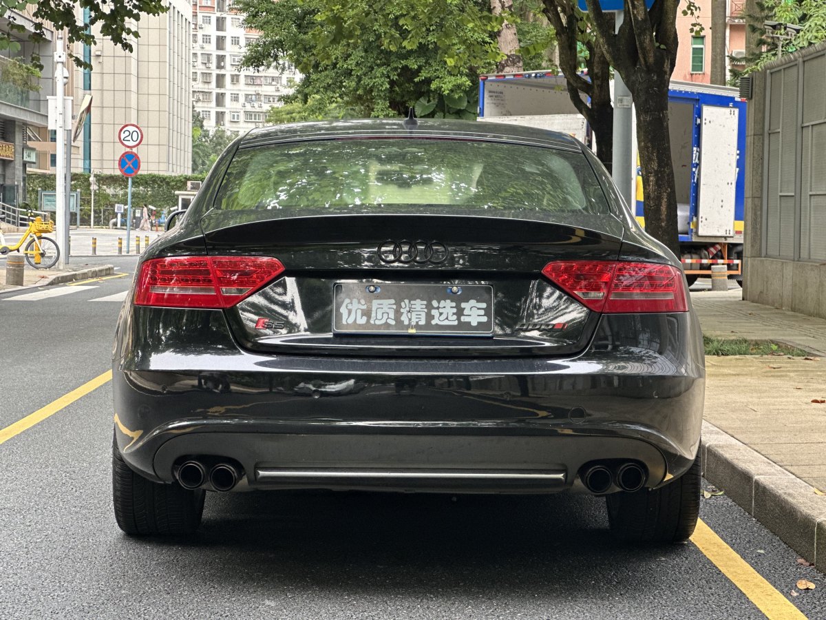 2012年2月奧迪 奧迪S5  2012款 S5 3.0T Sportback