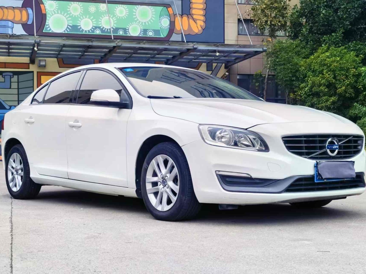 沃爾沃 S60  2015款 L 2.0T 智行版圖片