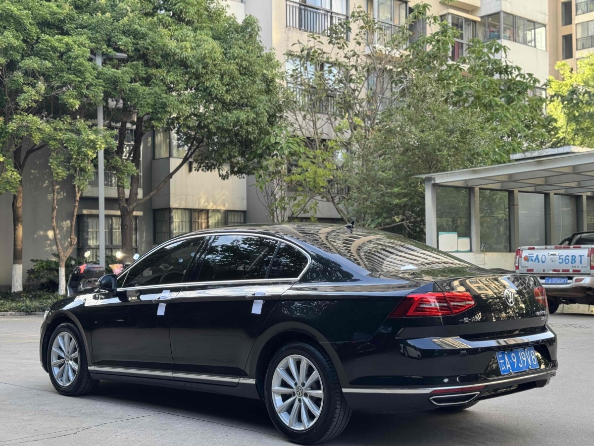 大眾 邁騰  2019款  330TSI DSG 領(lǐng)先型 國(guó)VI圖片