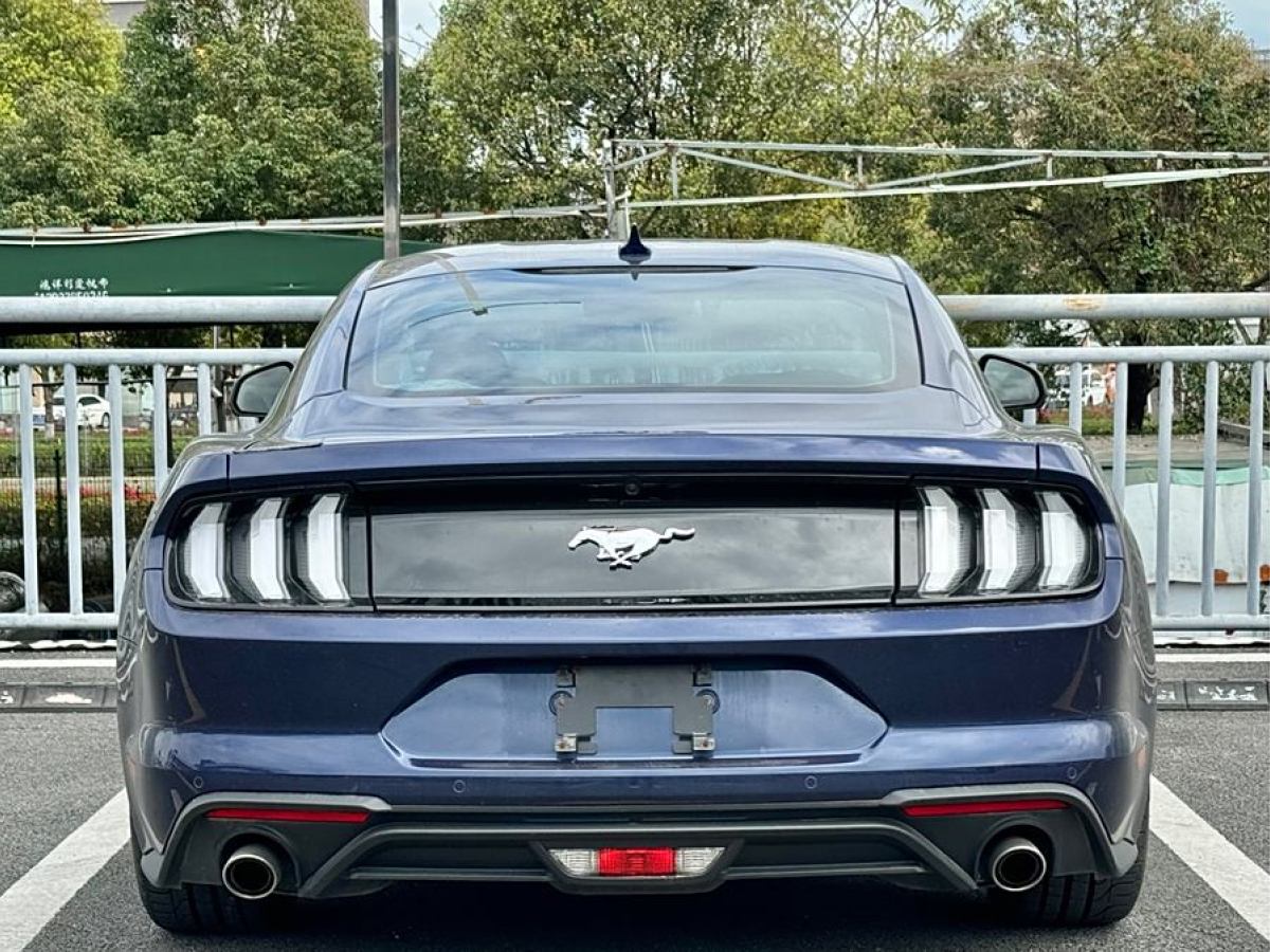 2022年4月福特 Mustang  2020款 2.3L EcoBoost