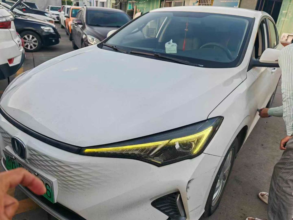 長(zhǎng)安 逸動(dòng)  2022款 PLUS 1.6L GDI 手動(dòng)豪華型圖片