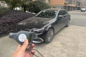 奔馳E級(jí) 奔馳 E 260 L