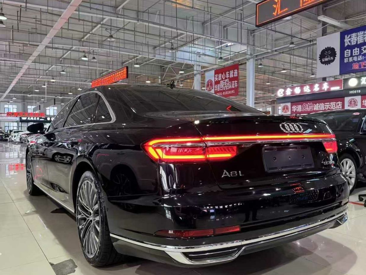 奧迪 奧迪S8  2020款 S8L 4.0TFSI quattro圖片