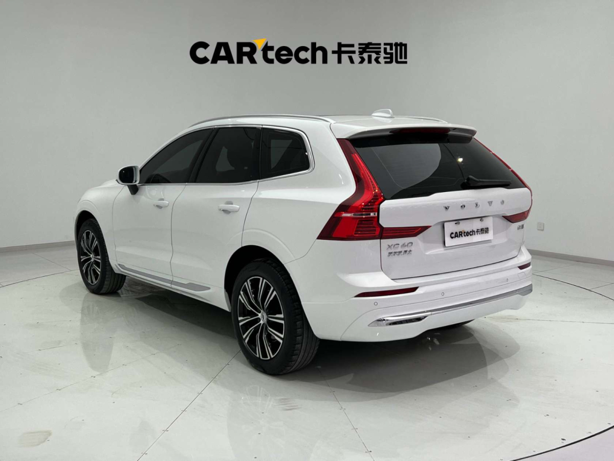 沃爾沃 XC60  2022款 B5 四驅(qū)智遠(yuǎn)豪華版圖片