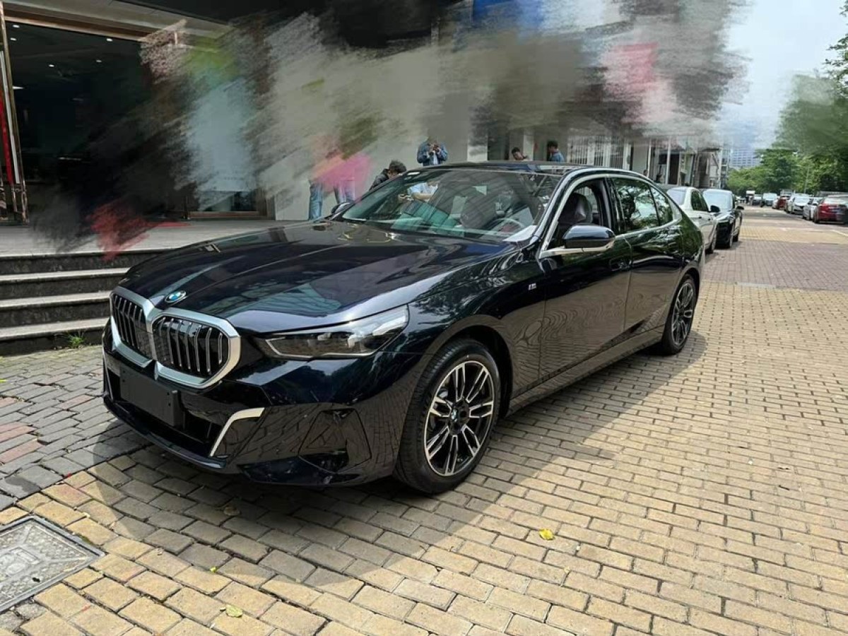 寶馬 寶馬5系  2024款 530Li xDrive 豪華套裝圖片