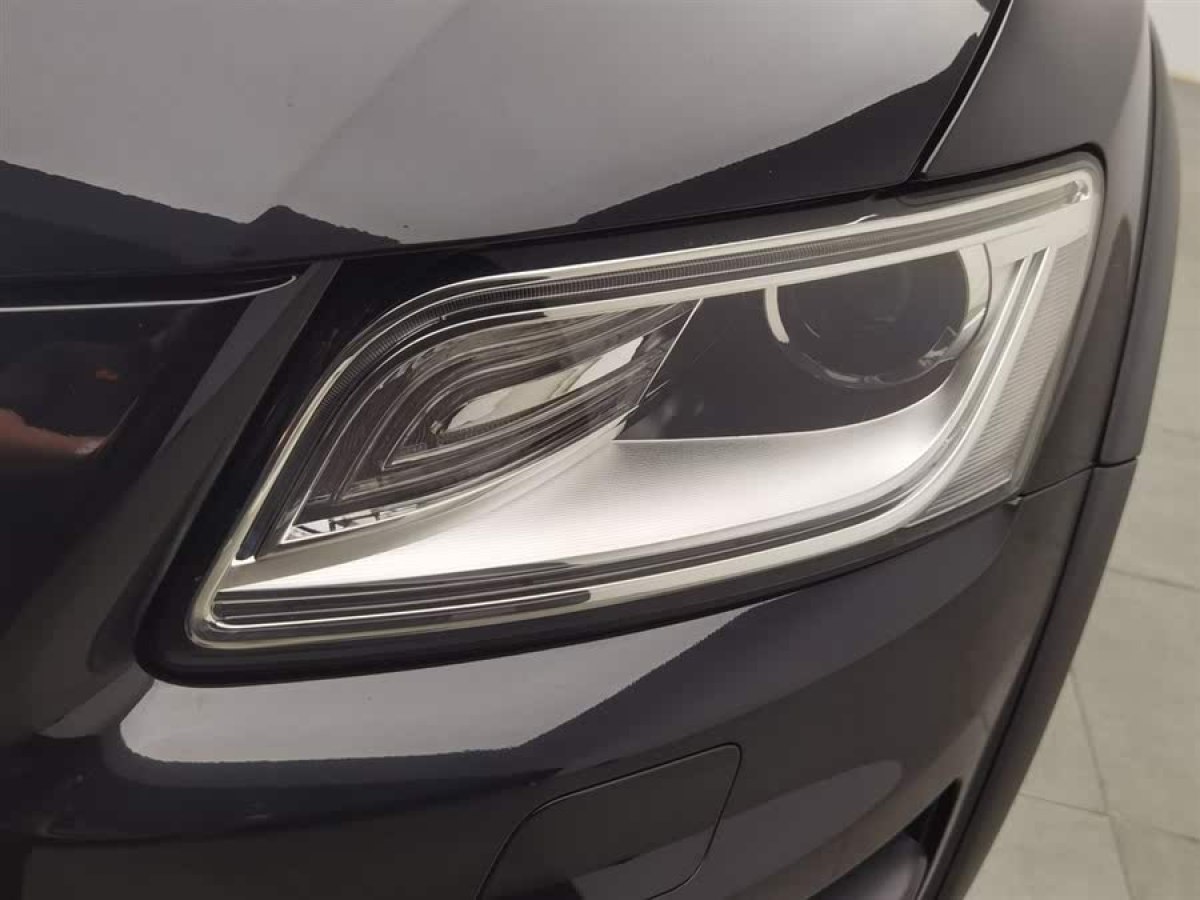 奧迪 奧迪Q5  2018款 典藏版 40 TFSI 技術(shù)型圖片