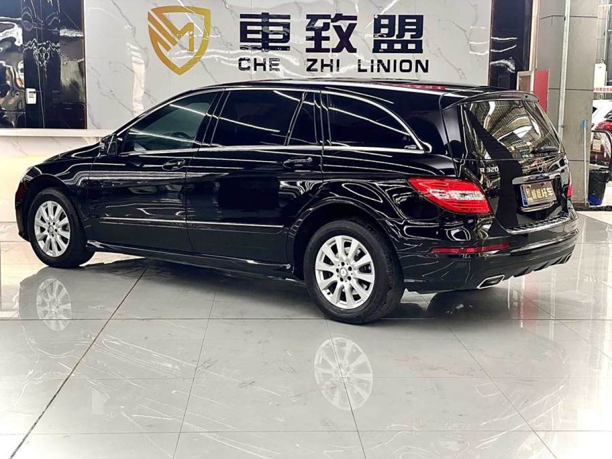 奔馳 奔馳R級(jí)  2015款 R 320 4MATIC 豪華型圖片