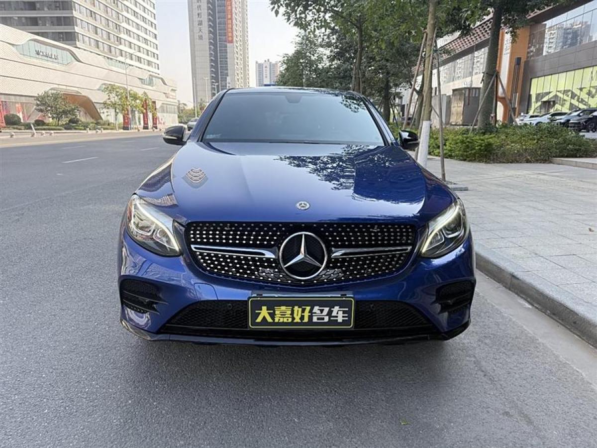 奔馳 奔馳GLC  2022款 改款 GLC 300 4MATIC 轎跑SUV圖片