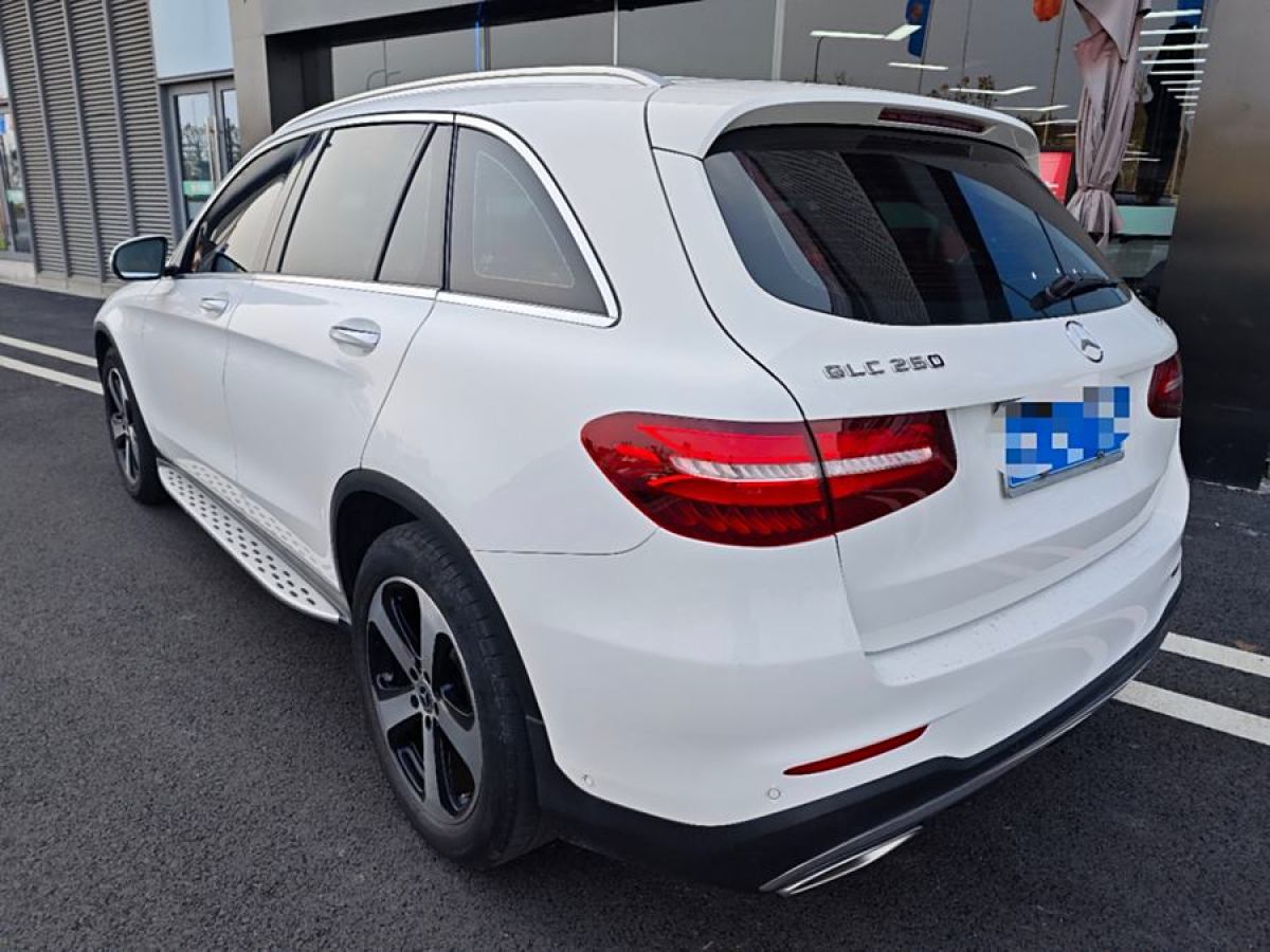 奔馳 奔馳GLC  2018款 改款 GLC 260 4MATIC 豪華型圖片