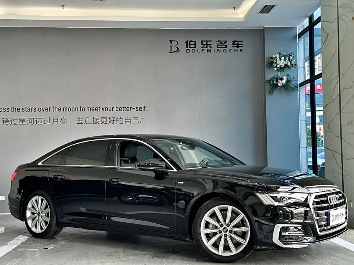 奥迪 奥迪A6L  2023款 改款 45 TFSI 臻选动感型图片