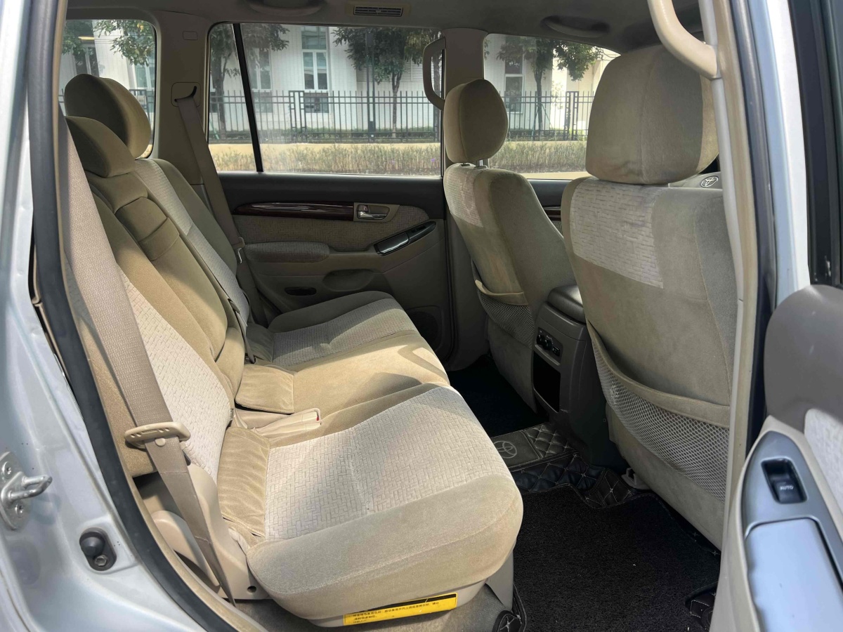豐田 普拉多  2004款 GX 2.7自動車型圖片