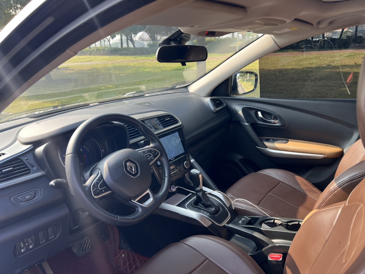 2018年5月雷诺 科雷嘉  2017款 2.0L 两驱舒适版