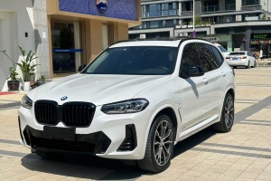 寶馬X3 寶馬 xDrive30i 領(lǐng)先型 M曜夜套裝