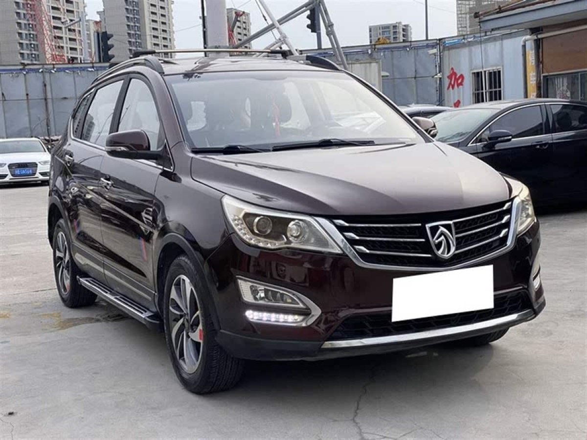 寶駿 560  2015款 1.8L 手動(dòng)豪華型圖片