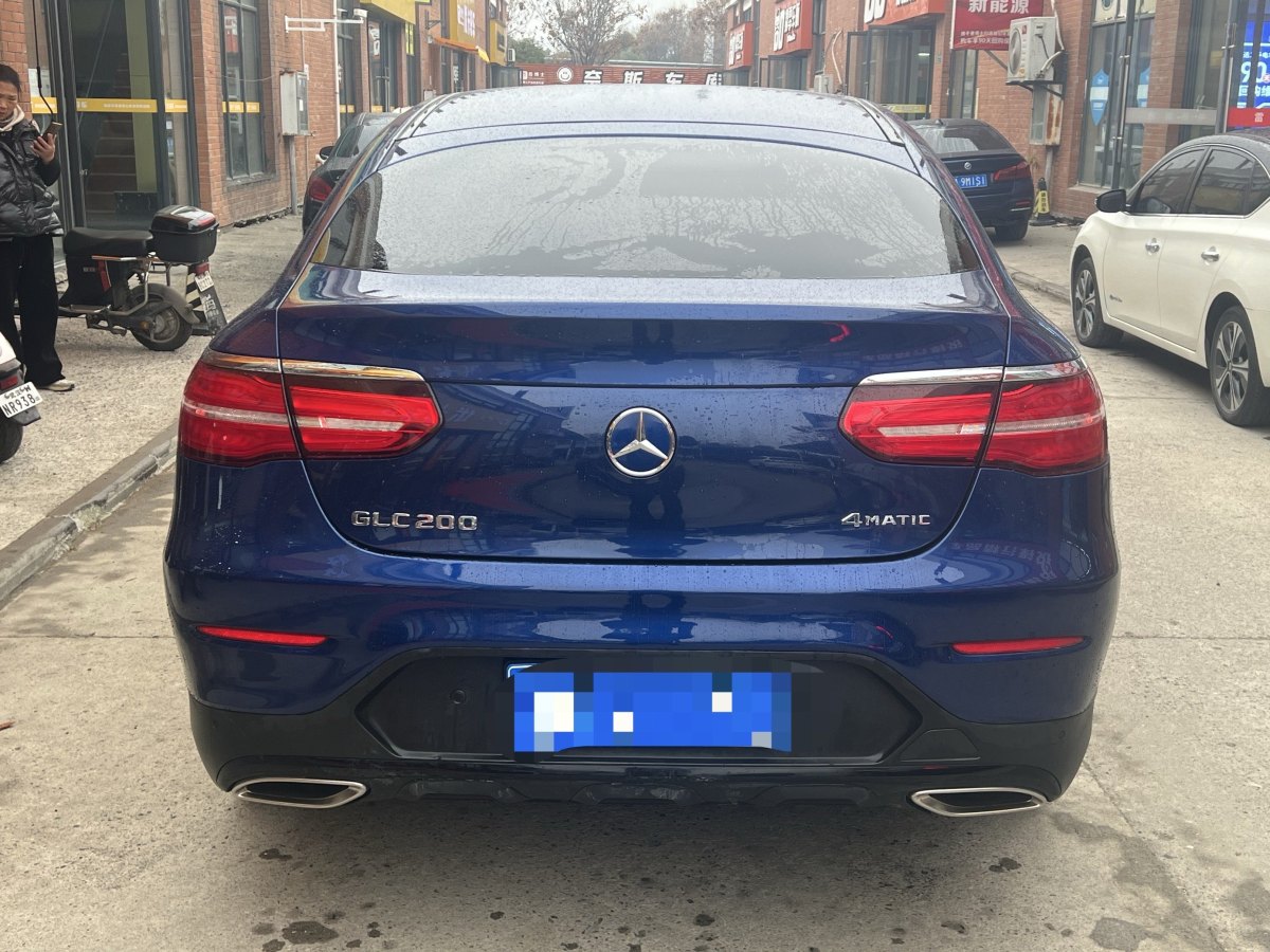 奔馳 奔馳GLC  2022款 改款 GLC 300 4MATIC 轎跑SUV圖片