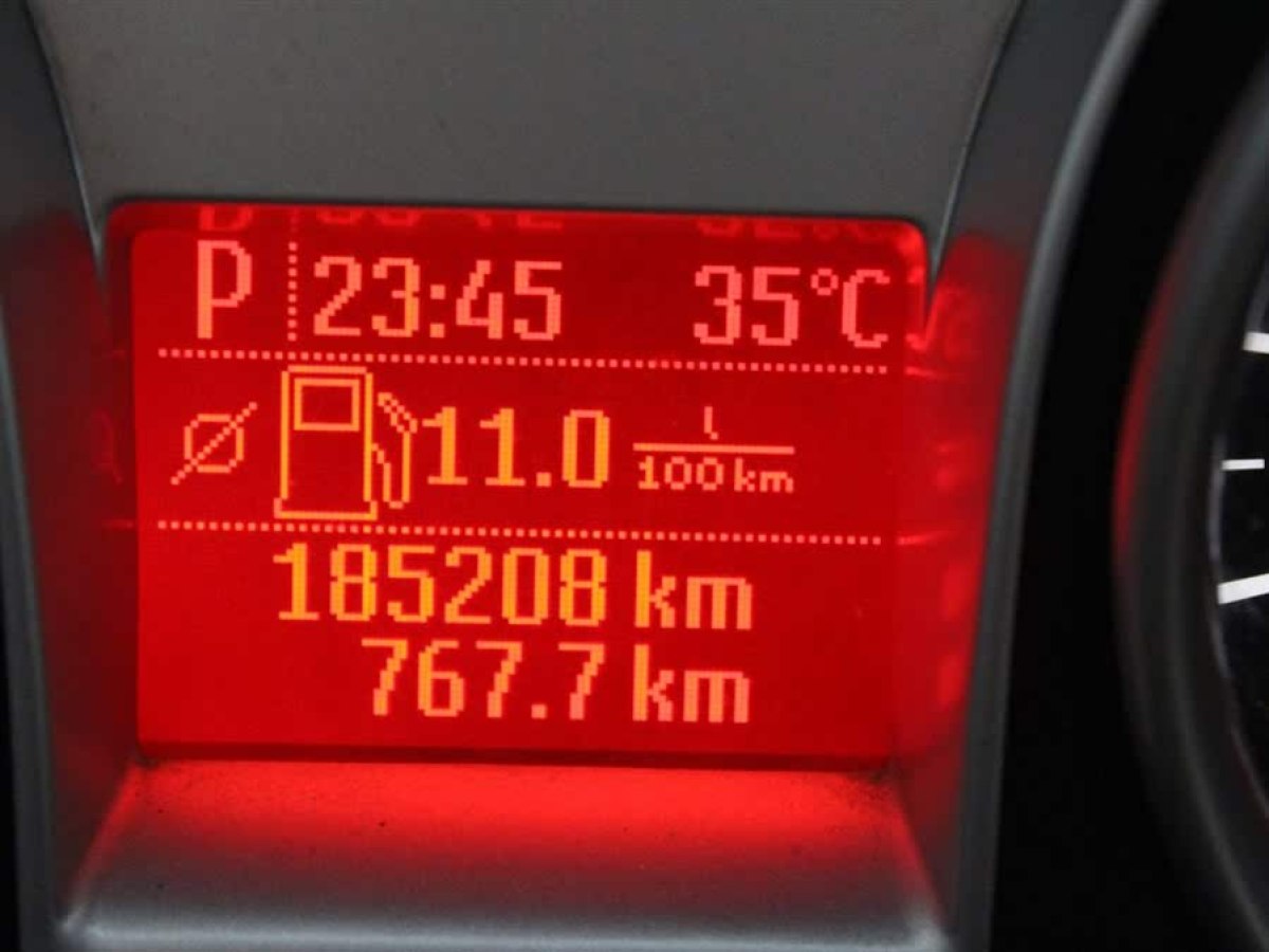 福特 ?？怂? 2012款 三廂經(jīng)典 1.8L 手動基本型圖片