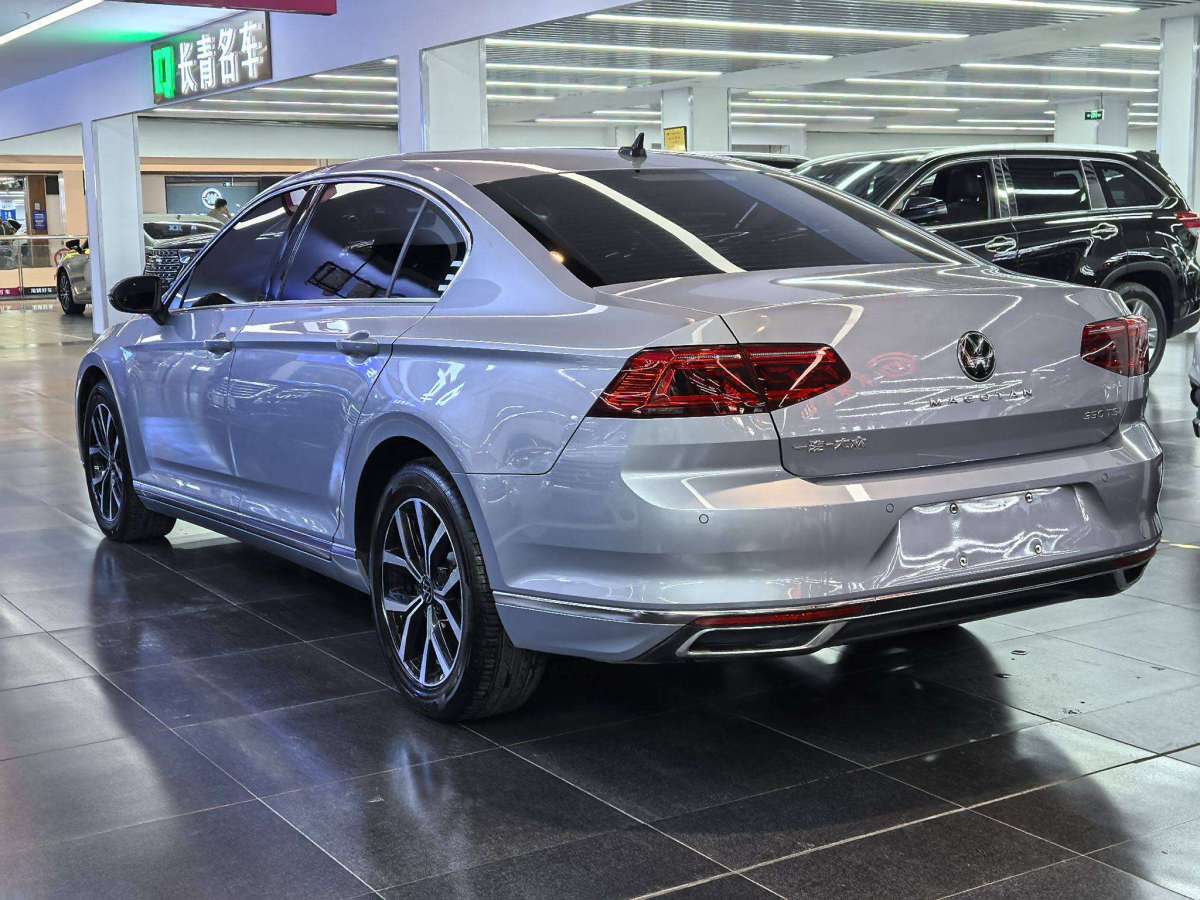 大众 迈腾  2021款 330TSI DSG 30周年纪念版图片