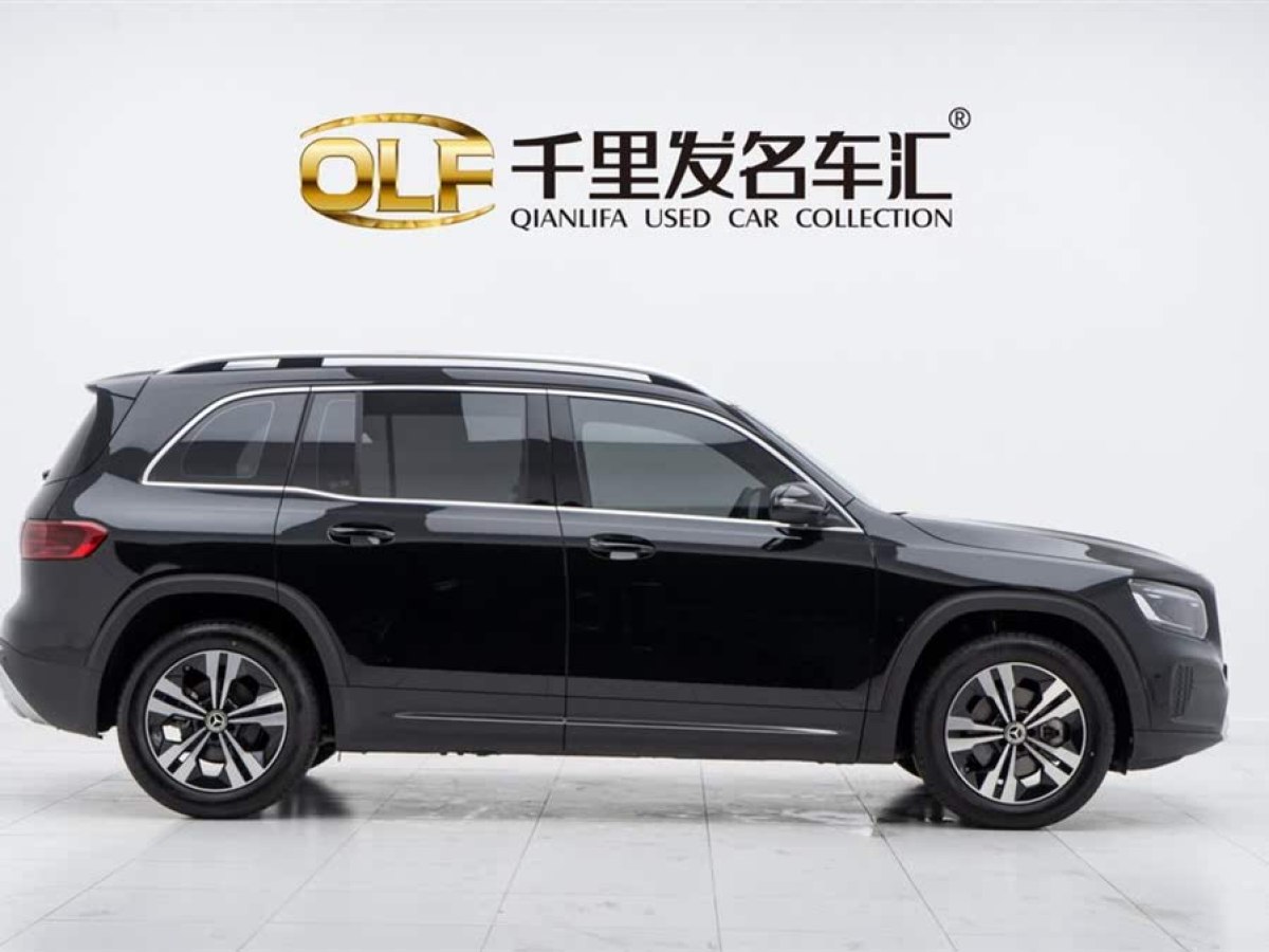 奔馳 奔馳GLB  2024款 改款 GLB 200 動(dòng)感型圖片