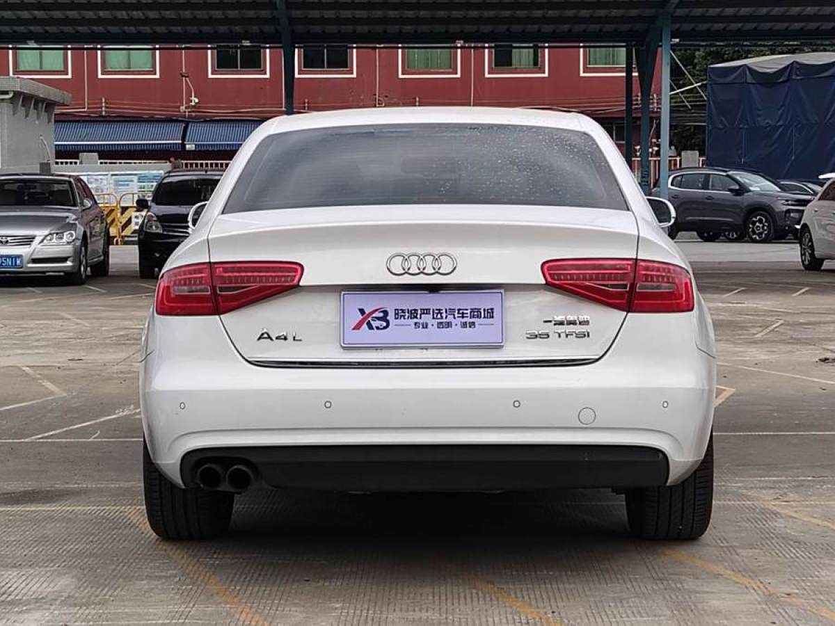 奧迪 奧迪A4L  2016款 35 TFSI 典藏版 自動標準型圖片