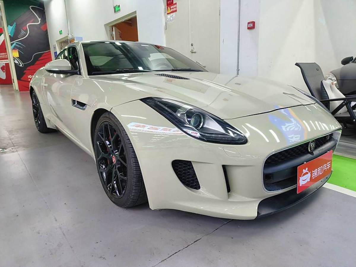 捷豹 F-TYPE  2016款 3.0T 硬頂版圖片