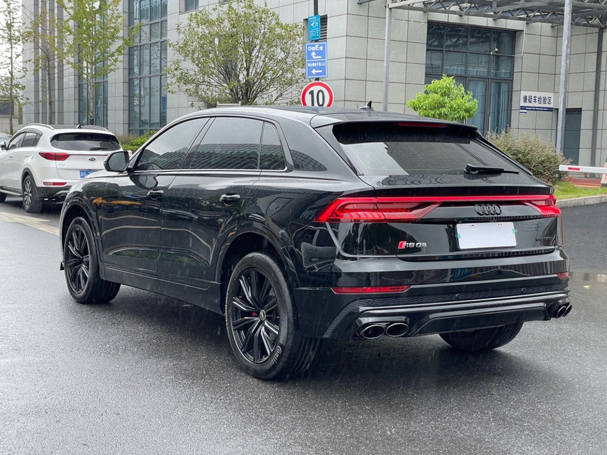 奧迪 奧迪Q8  2021款 45 TFSI 豪華致雅型圖片