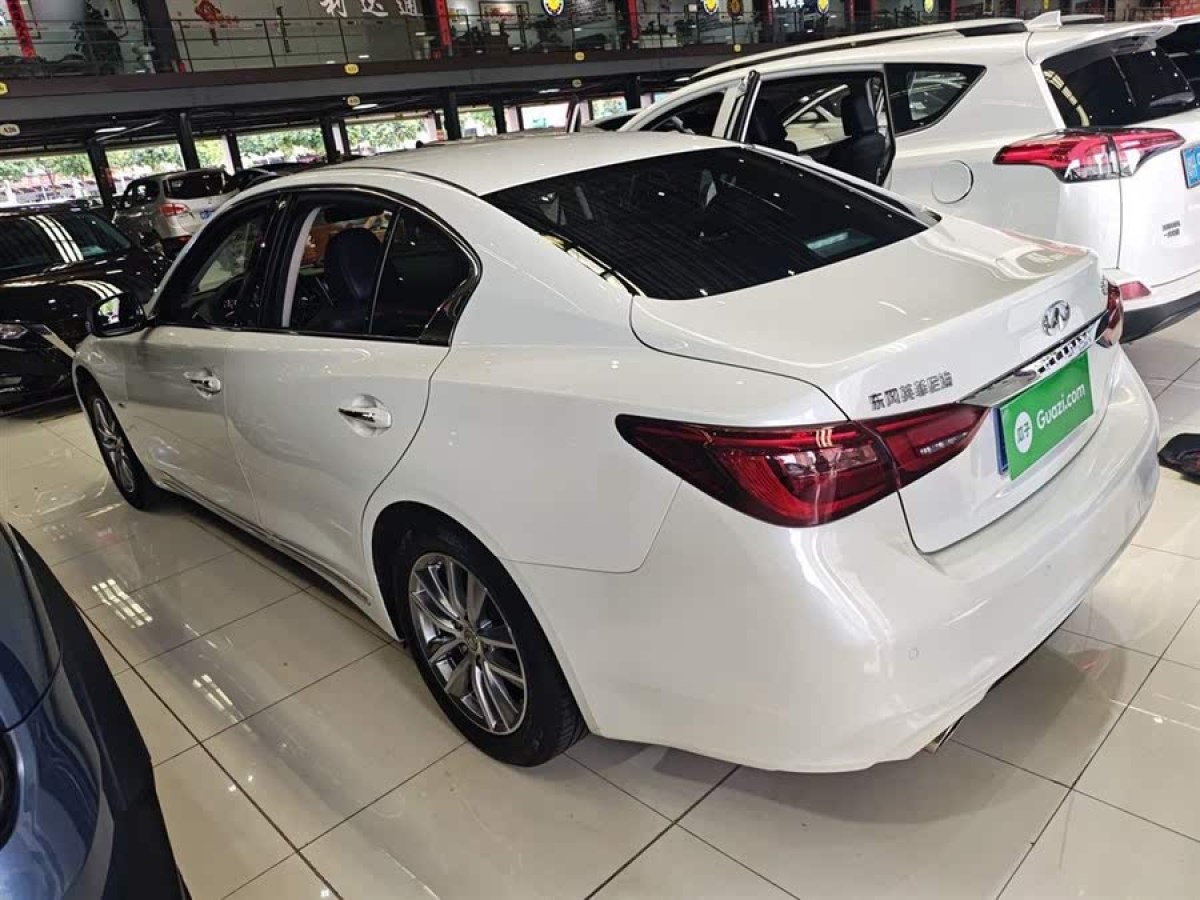 英菲尼迪 Q50L  2022款 2.0T 舒適版圖片