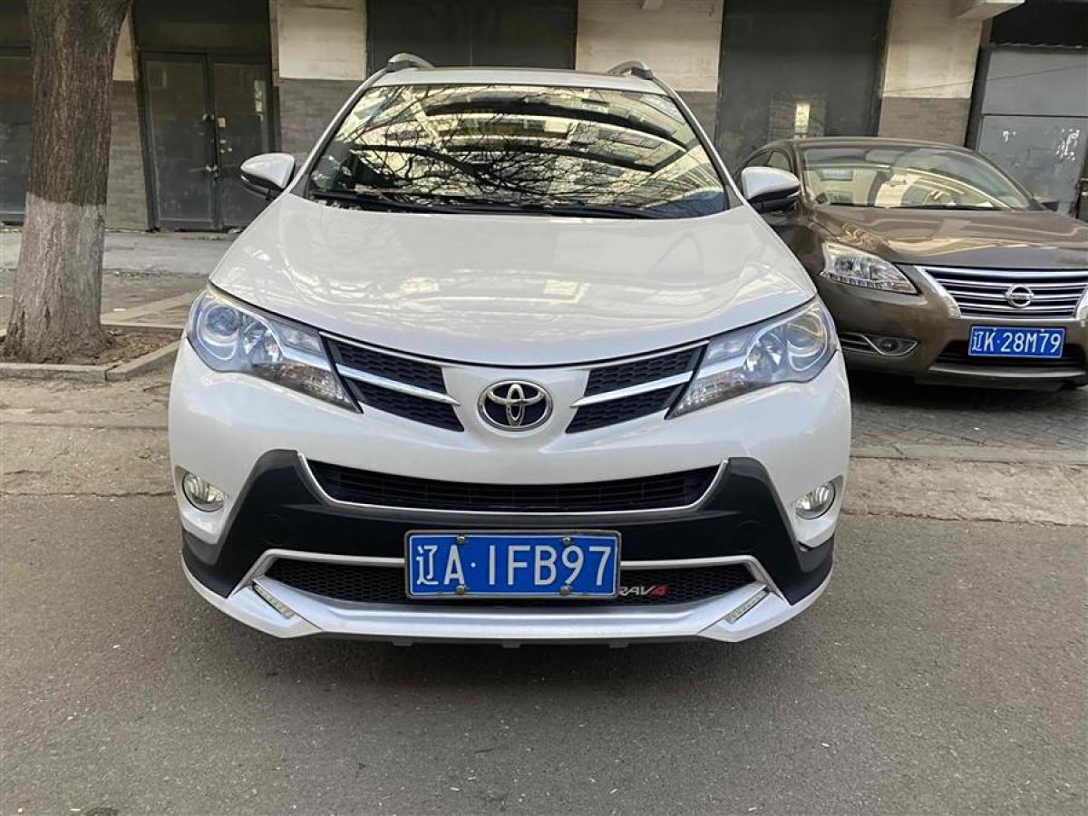 豐田 RAV4榮放  2015款 2.0L CVT兩驅(qū)風尚版圖片