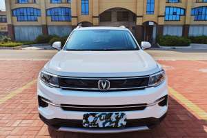 CS35 PLUS 長安 榮耀百萬版 1.6L 手動豪華版