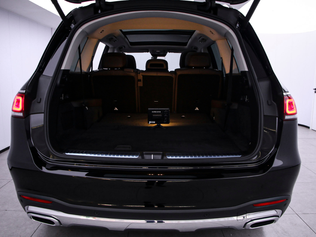 奔馳 奔馳GLS 2023款 改款 GLS 450 4MATIC 時(shí)尚型圖片