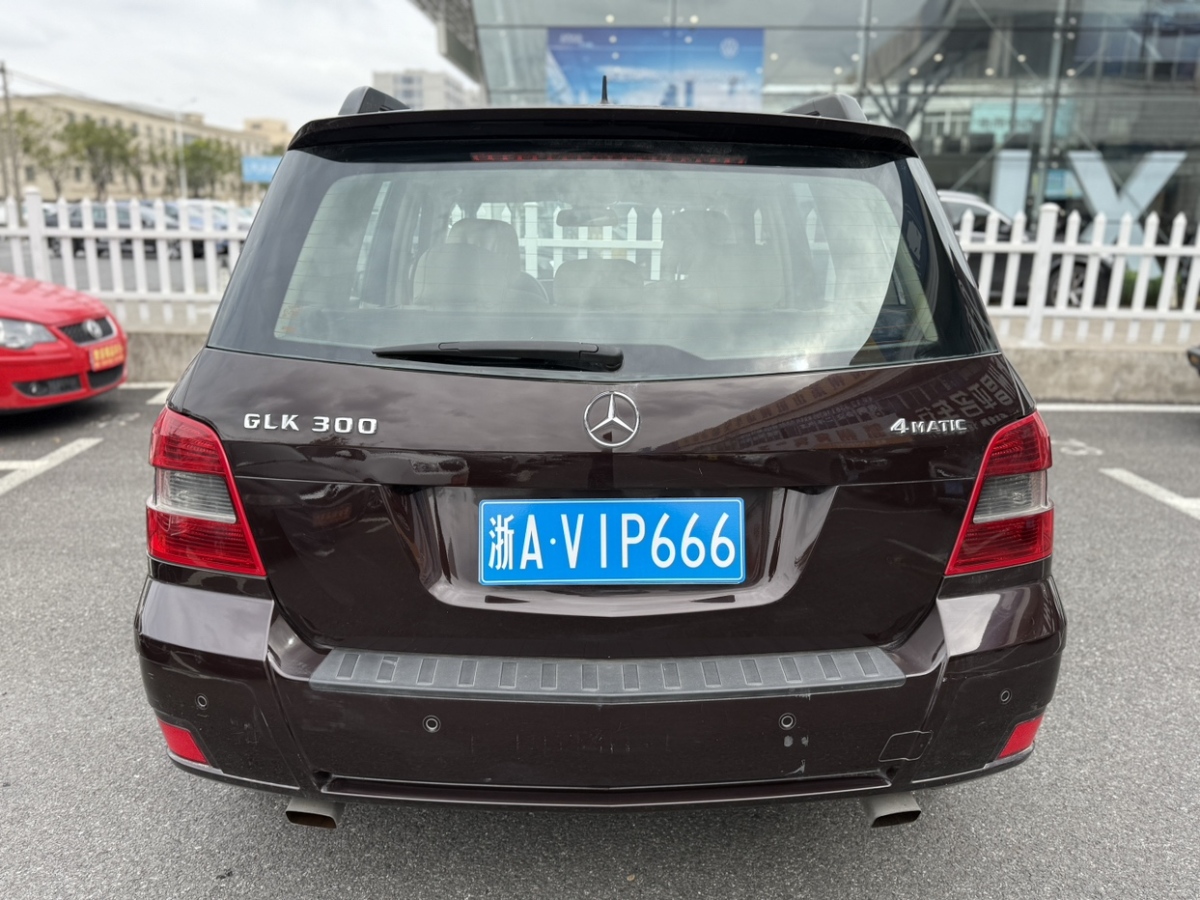 奔馳 奔馳GLK級(jí)  2010款 GLK 300 4MATIC 時(shí)尚型圖片