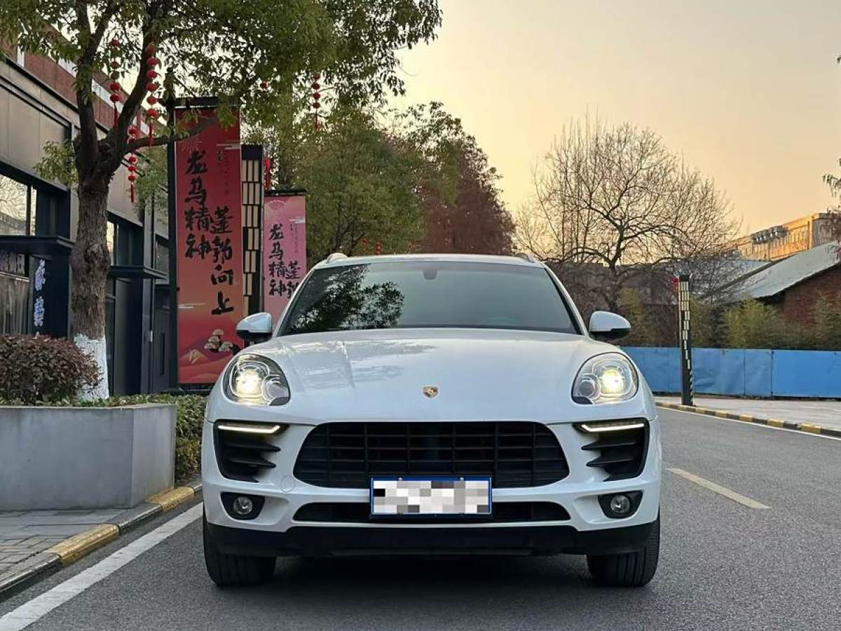 保時(shí)捷 Macan  2014款 Macan 2.0T圖片