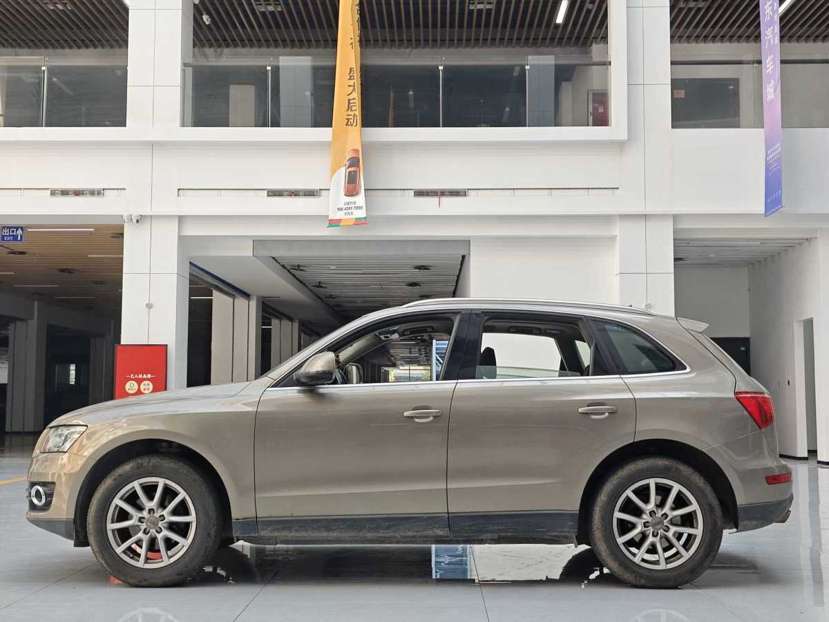 2013年4月奧迪 奧迪Q5  2012款 2.0TFSI 舒適型