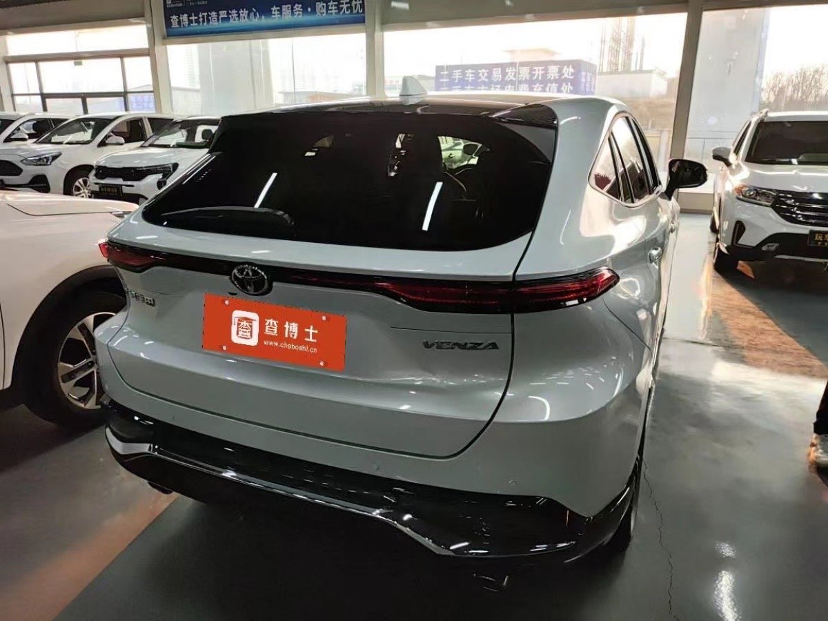 豐田 威颯  2022款 2.0L CVT兩驅(qū)尊貴版圖片