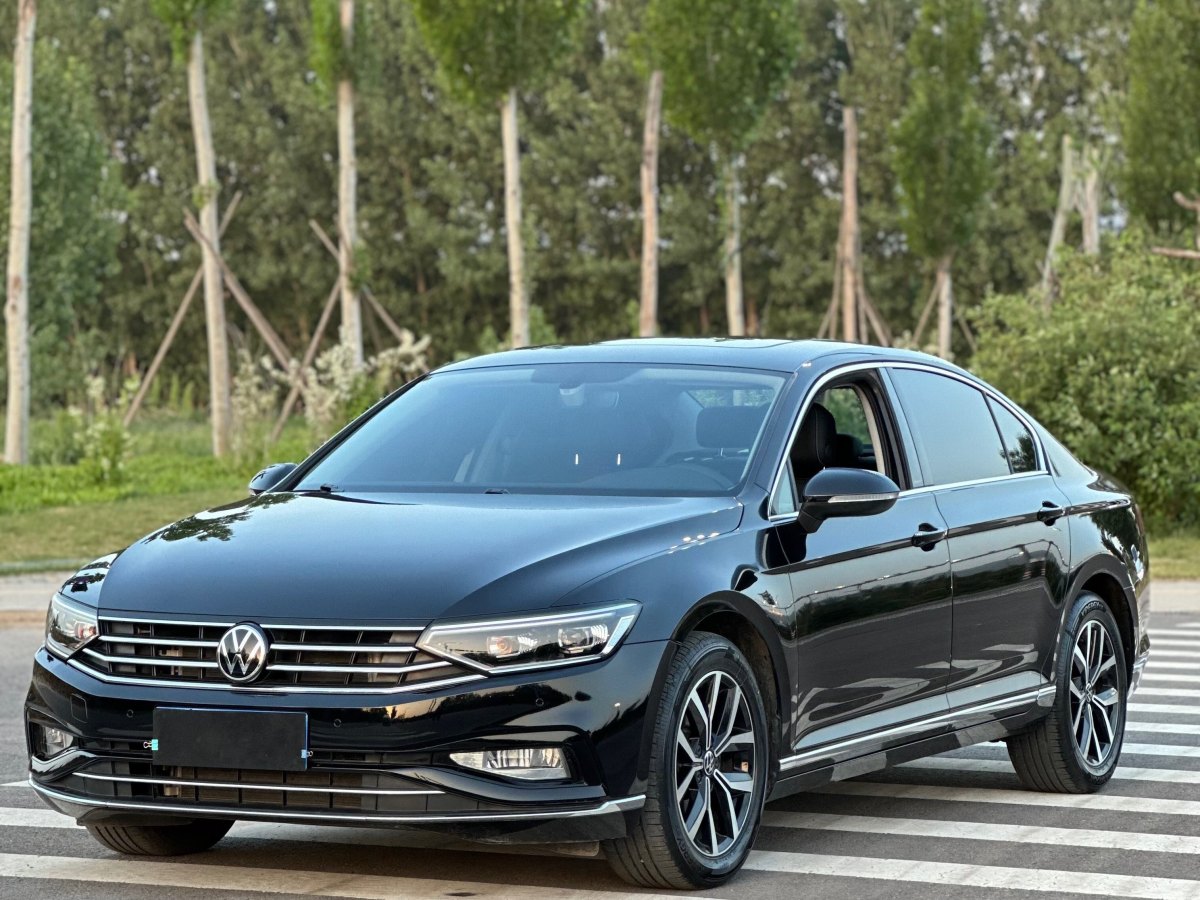 大眾 邁騰  2019款  330TSI DSG 領(lǐng)先型 國(guó)VI圖片