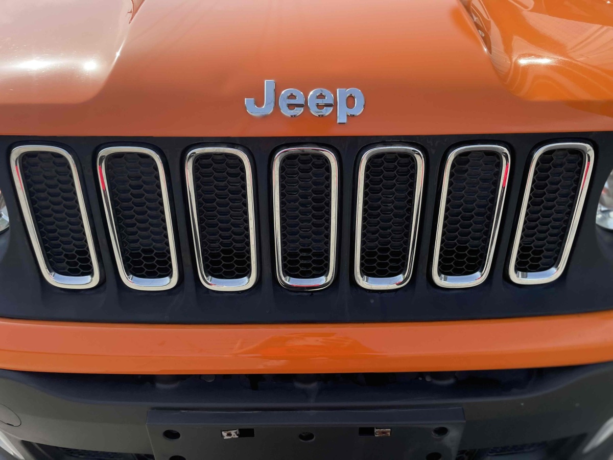 Jeep 自由俠  2017款 180T 自動勁能版圖片