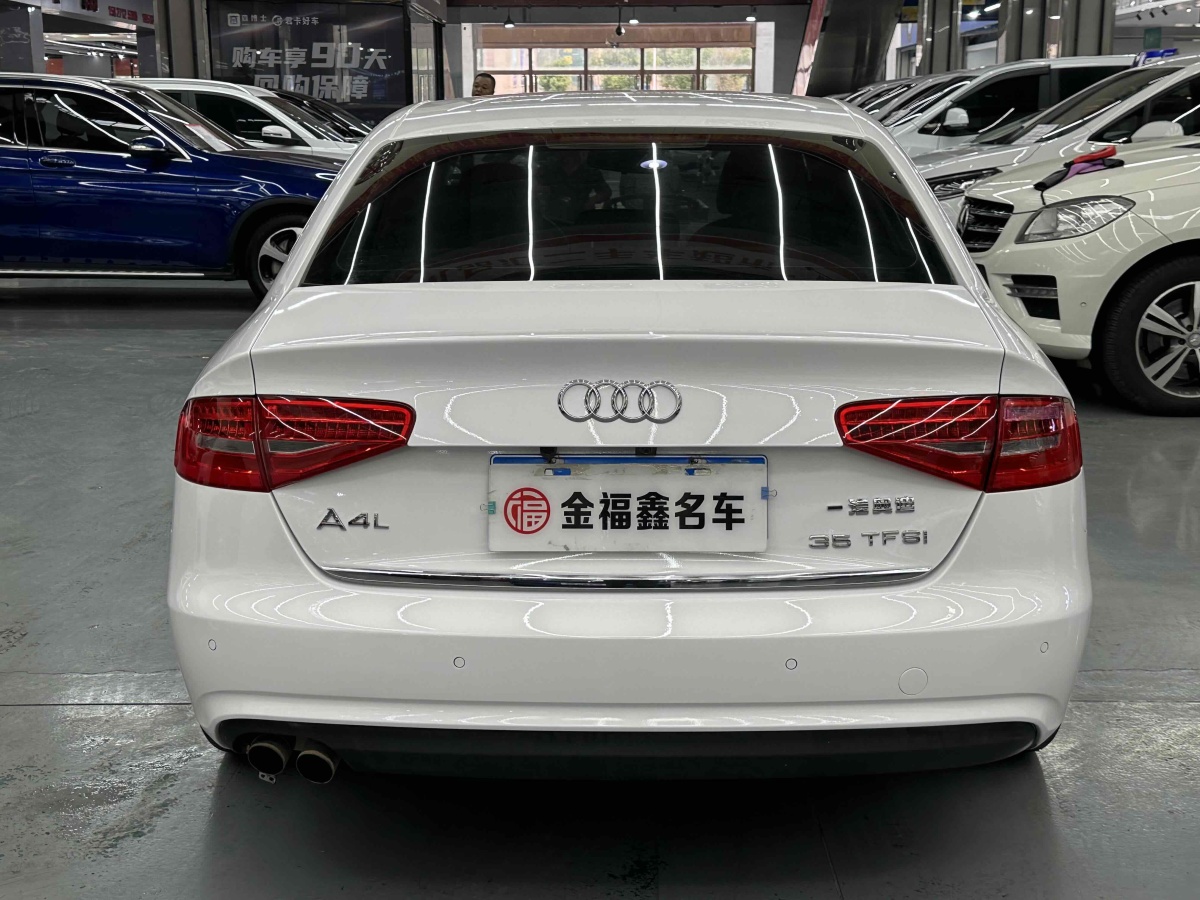 奧迪 奧迪A4L  2013款 35 TFSI 自動(dòng)標(biāo)準(zhǔn)型圖片