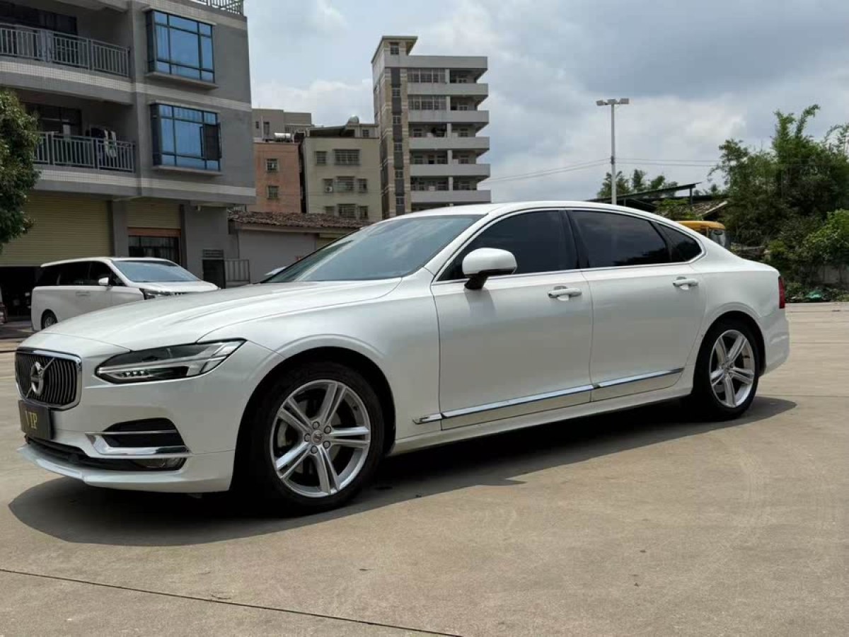 沃爾沃 S90  2019款 T5 智遠(yuǎn)版圖片
