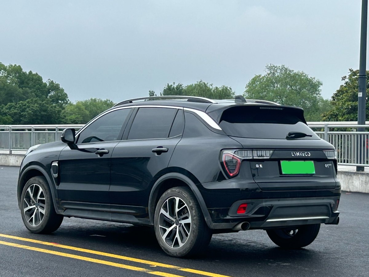 領(lǐng)克 領(lǐng)克01新能源  2019款  1.5T PHEV 勁Pro 國VI圖片