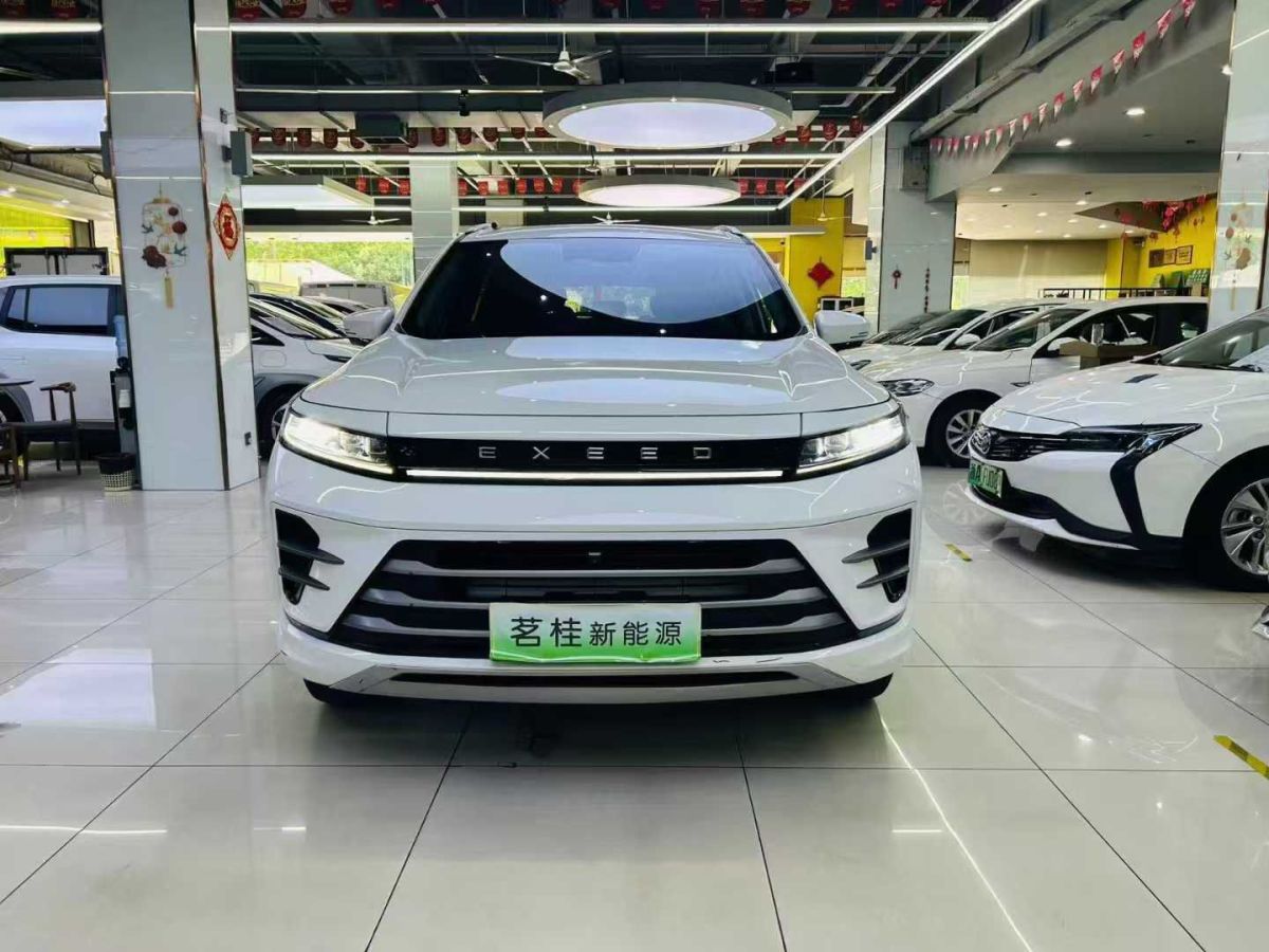 現(xiàn)代 途勝  2022款 途勝L 2.0L 混動?尊貴版圖片