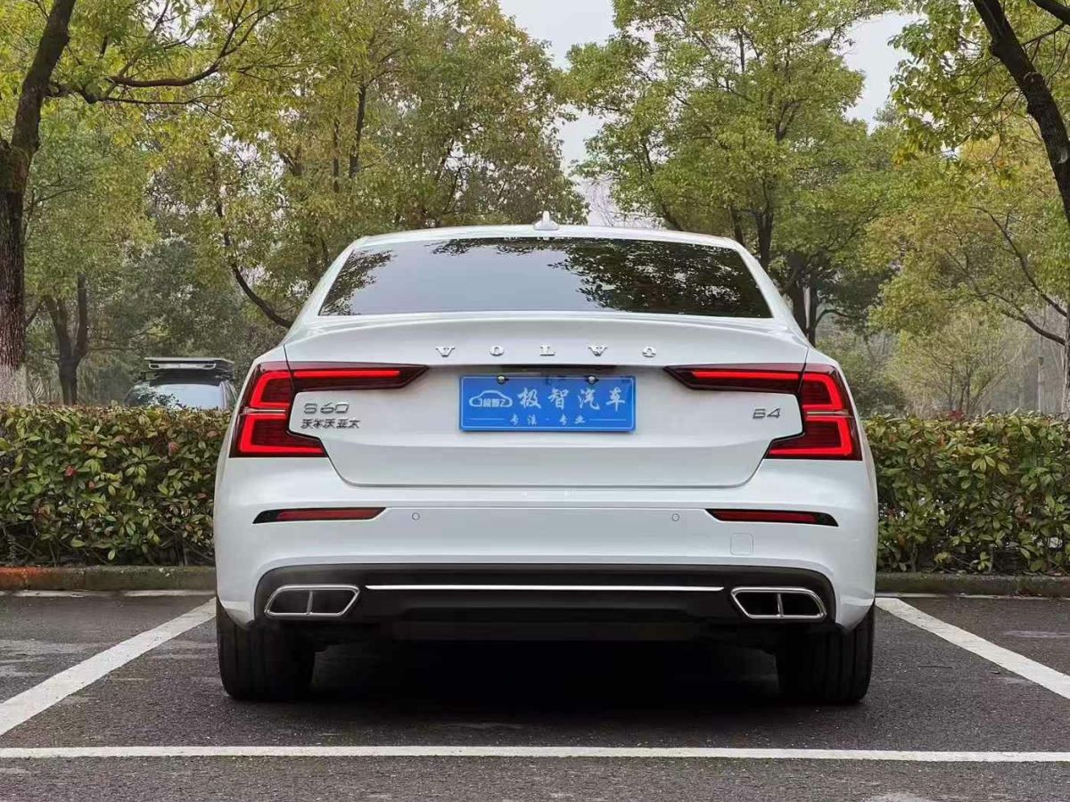 沃爾沃 S60L  2021款 T3 智行豪華版圖片