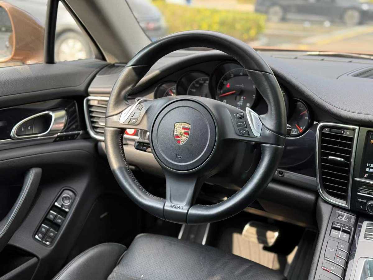 保時(shí)捷 Panamera  2014款 Panamera 4 3.0T圖片