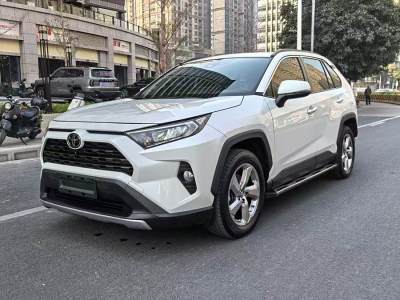 2021年1月 豐田 RAV4榮放 2.0L CVT兩驅(qū)風(fēng)尚版圖片