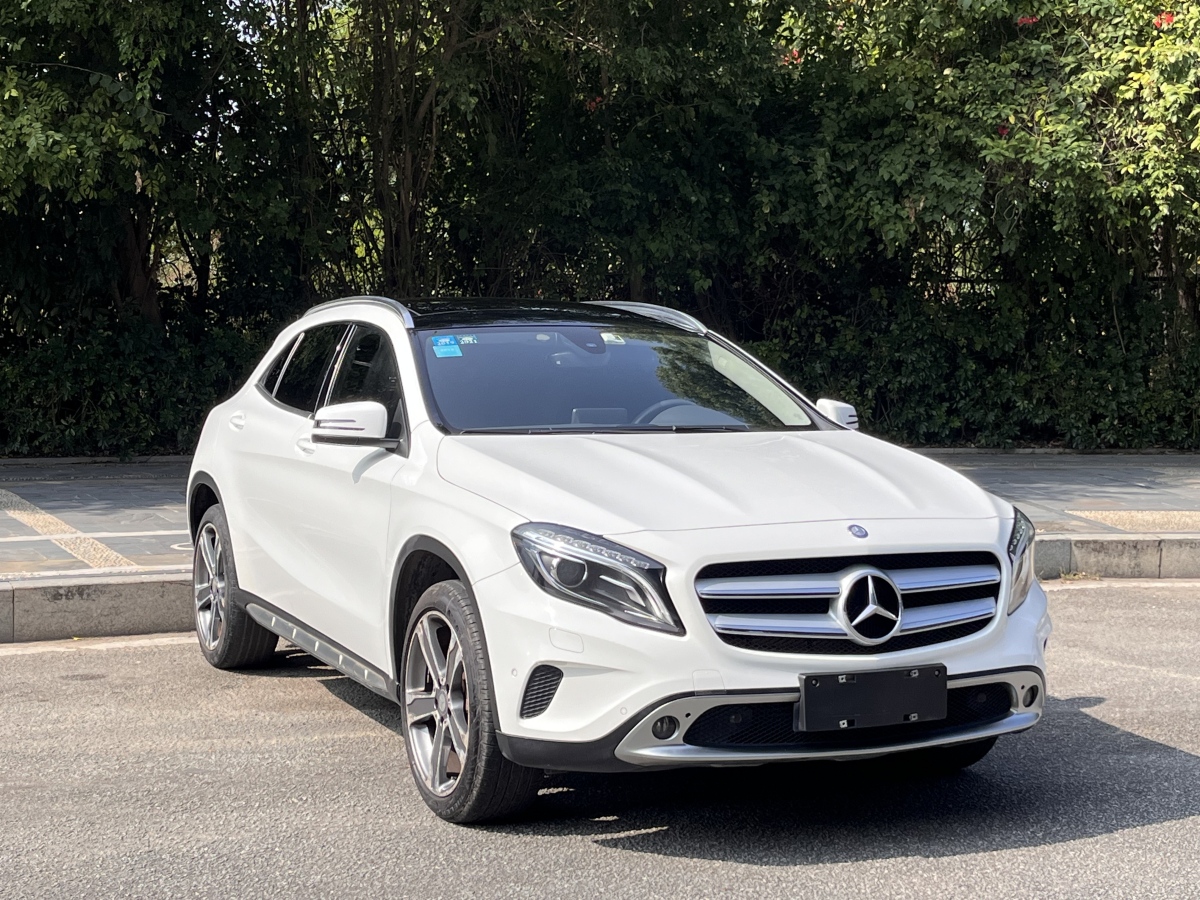 奔馳 奔馳GLA  2017款 GLA 220 4MATIC 時尚型圖片