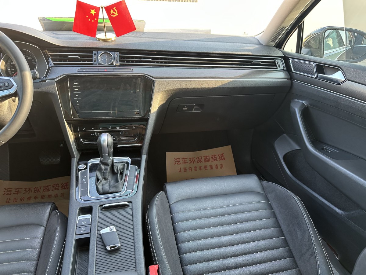 大眾 邁騰  2021款 330TSI DSG 30周年紀(jì)念版圖片