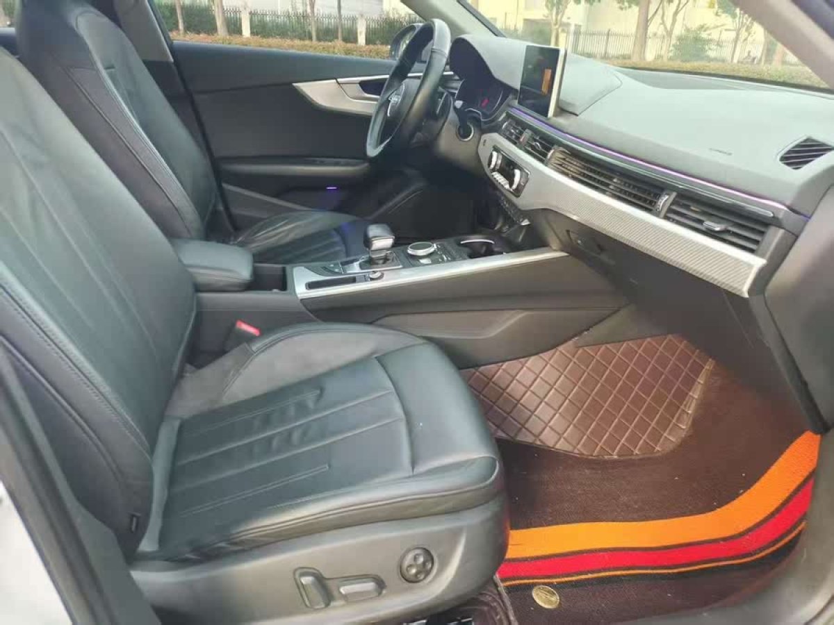 奧迪 奧迪A4L  2017款 Plus 40 TFSI 時尚型圖片
