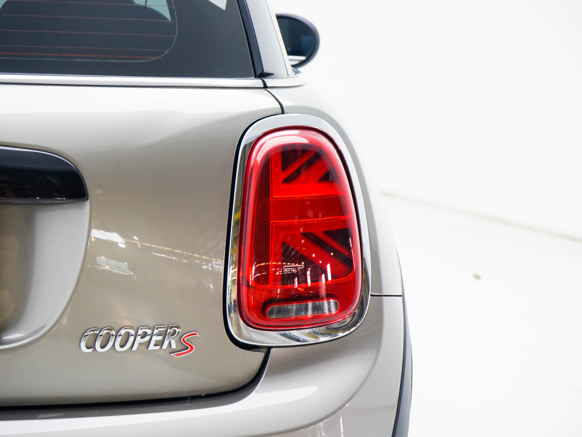 MINI MINI  2021款 2.0T COOPER S 藝術(shù)家圖片