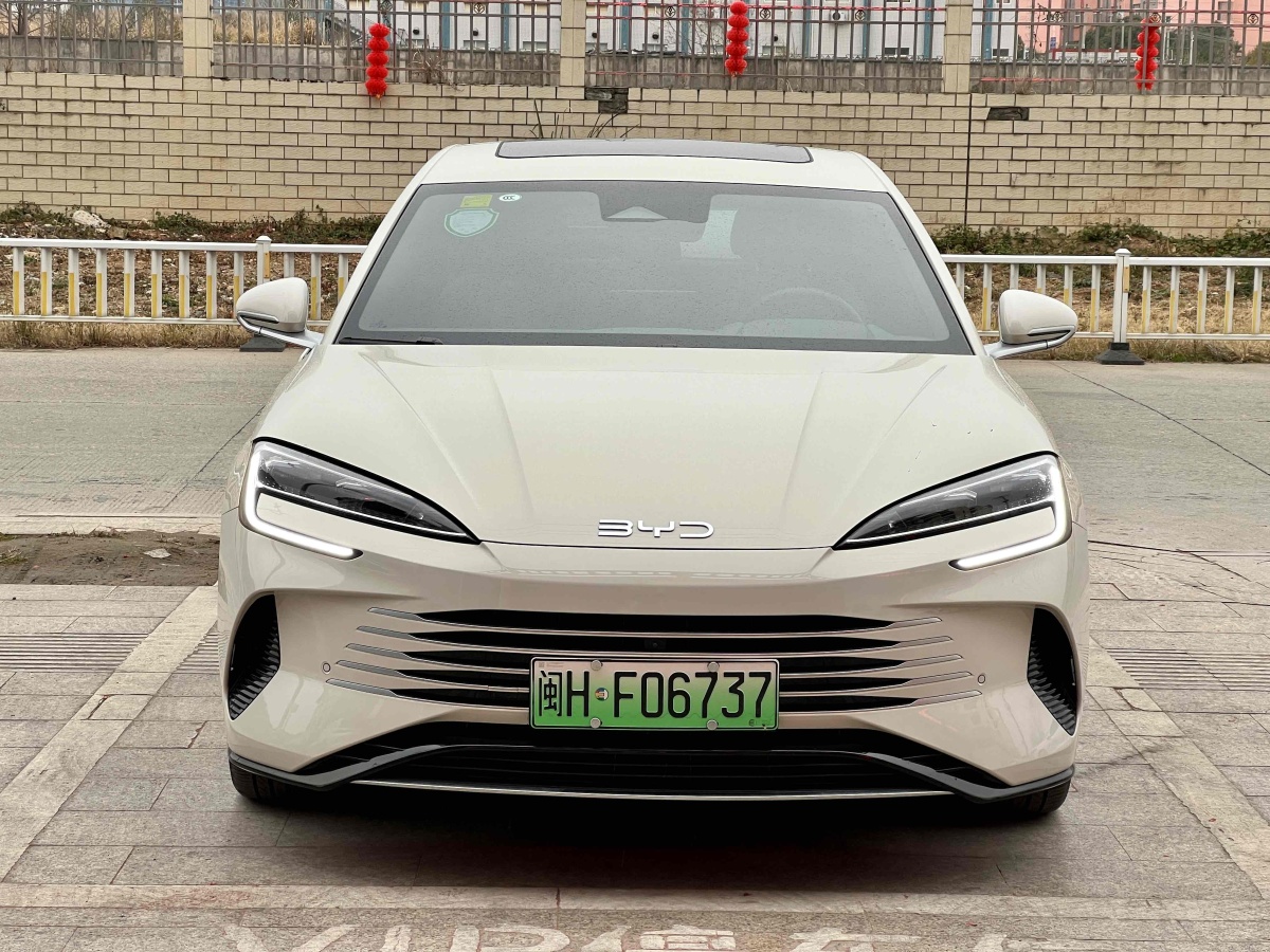 比亞迪 海豹07 DM-i  2025款 DM-i 1.5L 125km 尊貴型圖片