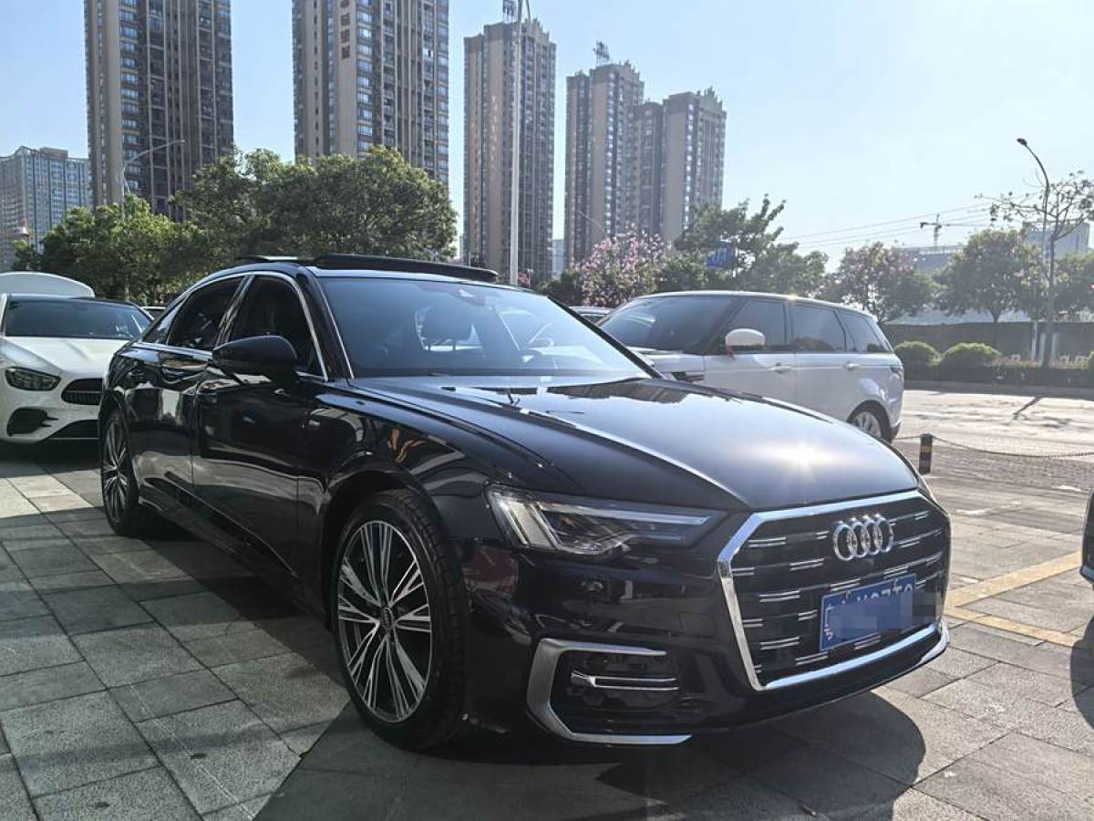 2022年8月奧迪 奧迪A6L  2022款 45 TFSI quattro 臻選動感型