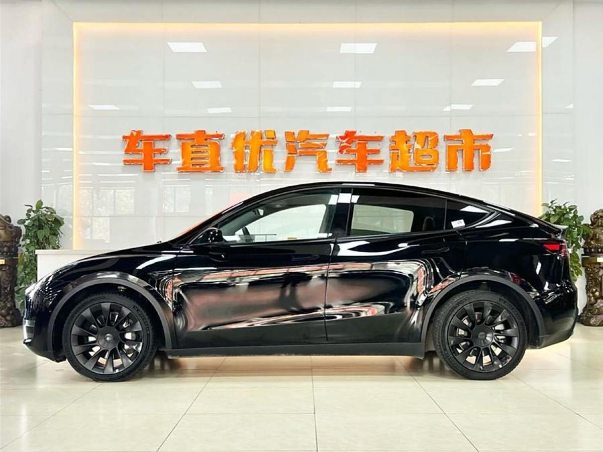 特斯拉 Model Y  2022款 改款 長續(xù)航全輪驅(qū)動(dòng)版圖片