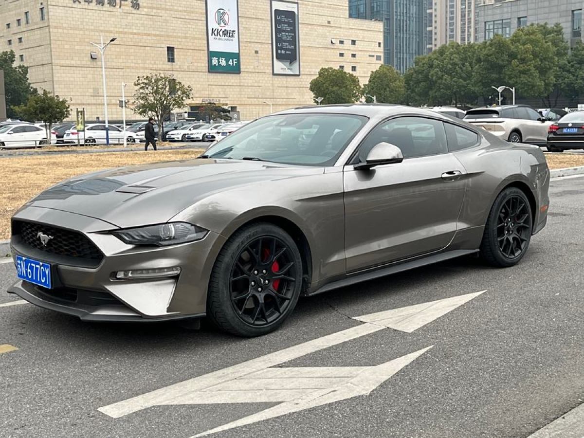 2020年6月福特 Mustang  2020款 2.3L EcoBoost 黑曜魅影特別版